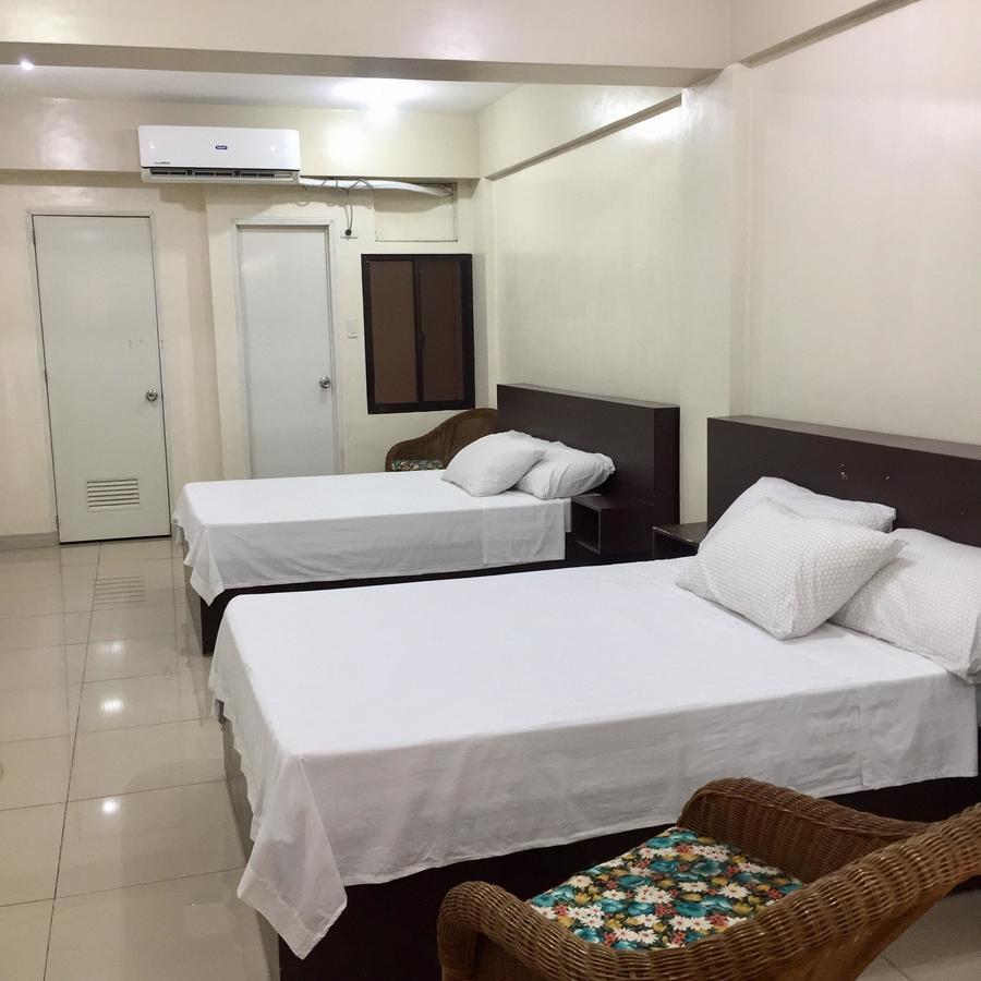 Residencia San Vicente - Pasay -Budget Hotel Манила Экстерьер фото