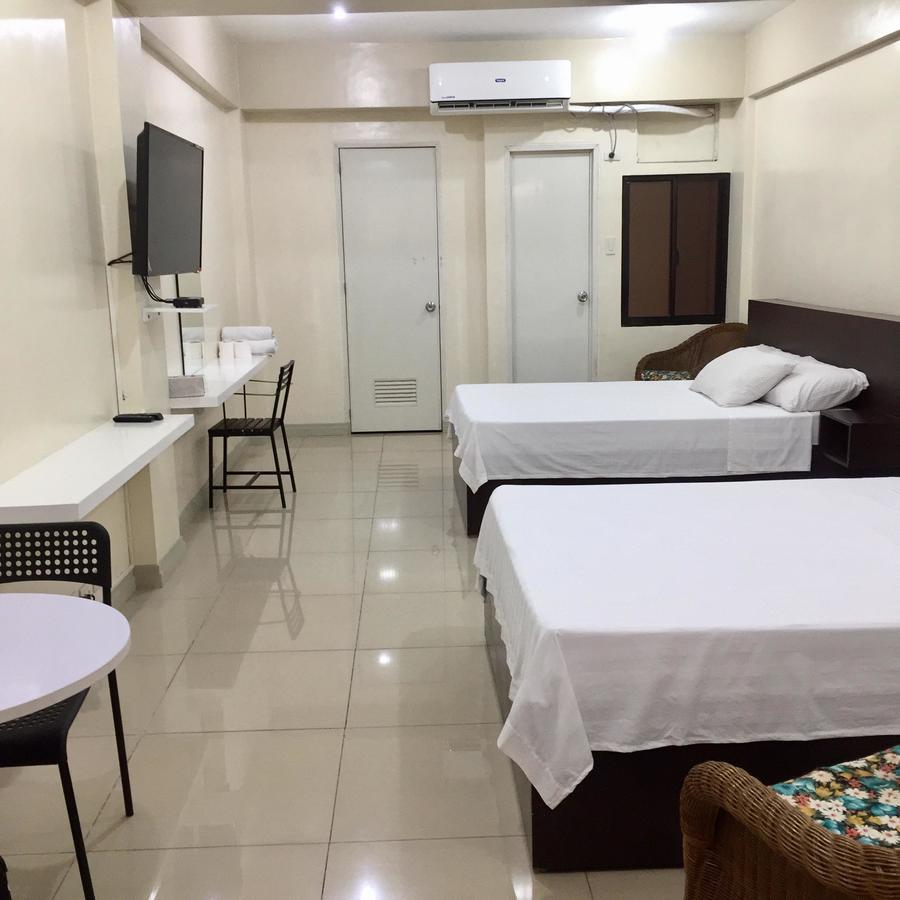 Residencia San Vicente - Pasay -Budget Hotel Манила Экстерьер фото