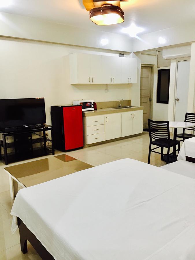 Residencia San Vicente - Pasay -Budget Hotel Манила Экстерьер фото