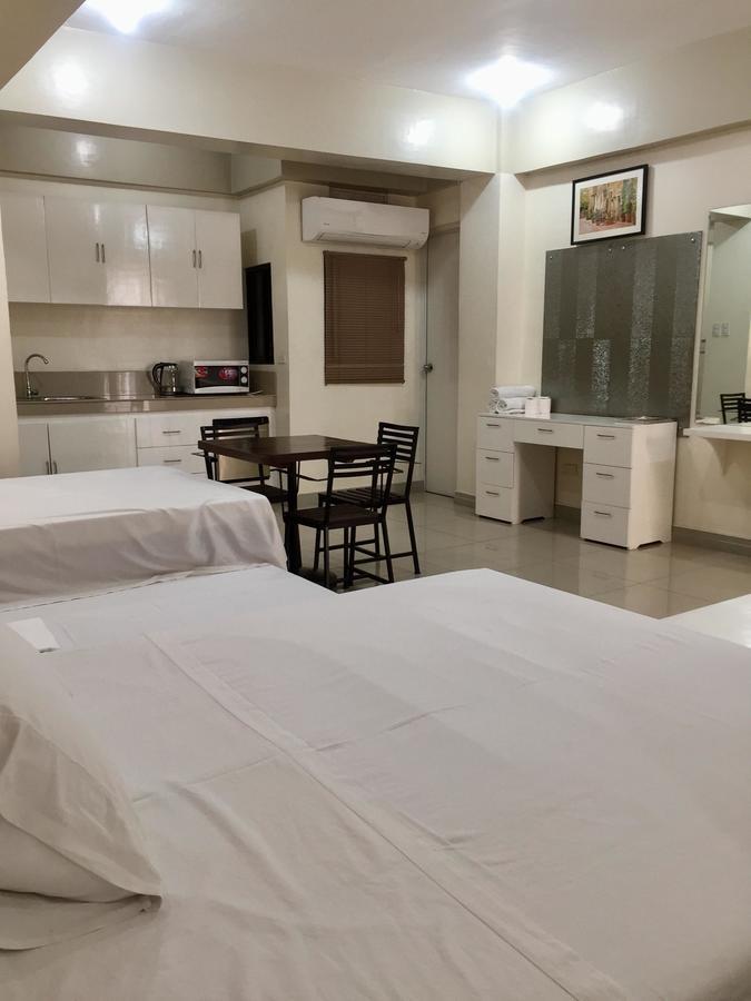 Residencia San Vicente - Pasay -Budget Hotel Манила Экстерьер фото